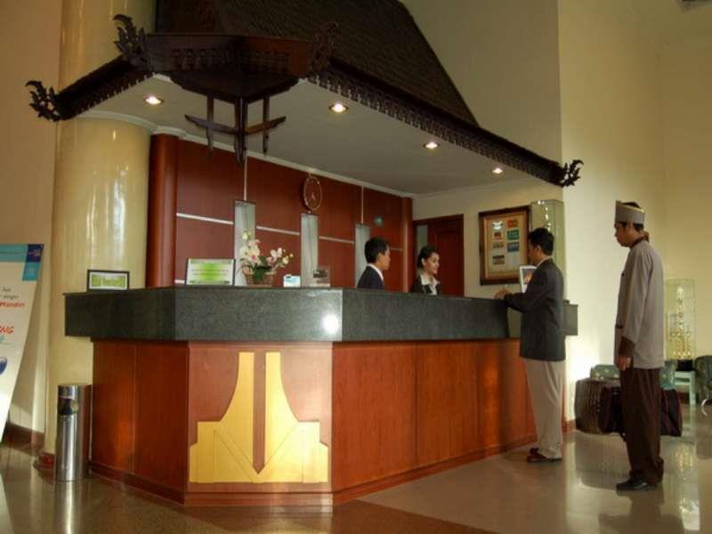 Hotel Grand Mentari Banjarmasin  Exterior foto